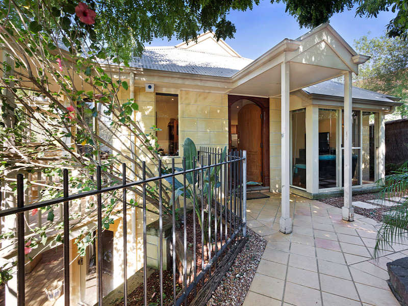 110 Haydens Road, Beaumaris, Vic 3193 Property Details