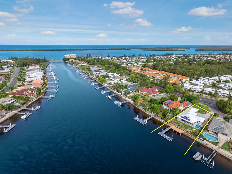 45 Pelican Waters Boulevard, Pelican Waters, QLD 4551