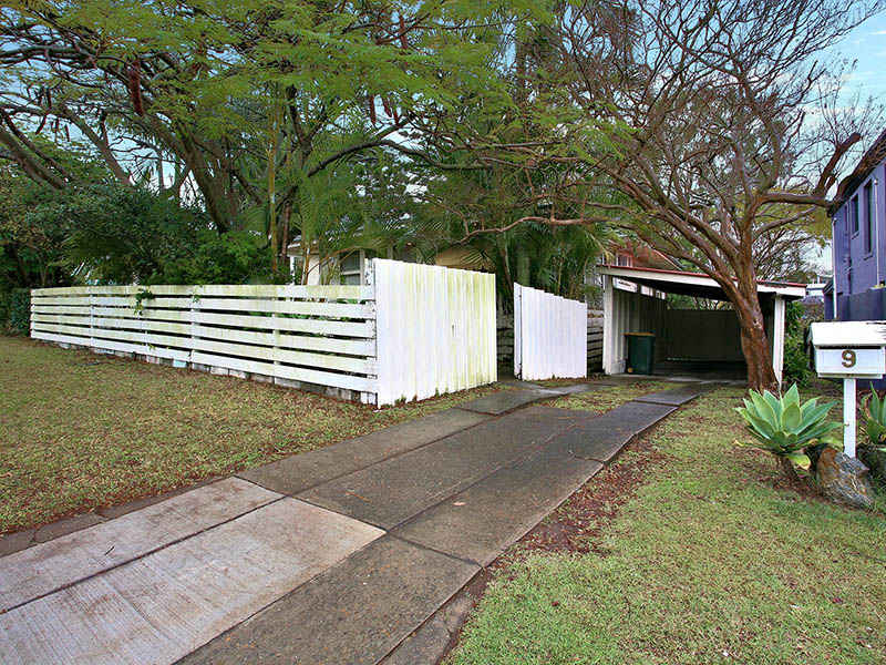 9 Cecile Street, Balmoral, Qld 4171 Property Details