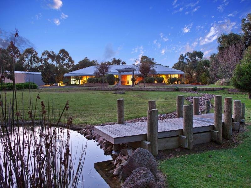 75 Donald Road, Langwarrin, Vic 3910 Property Details