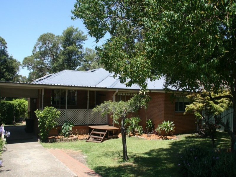 46 Russell Avenue, Valley Heights, NSW 2777