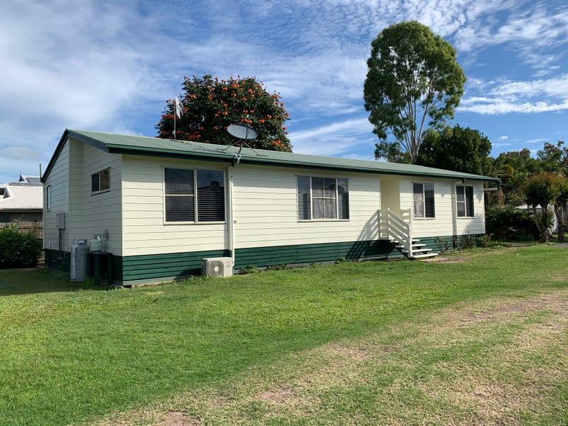 31 Deguara Avenue, Armstrong Beach, QLD 4737