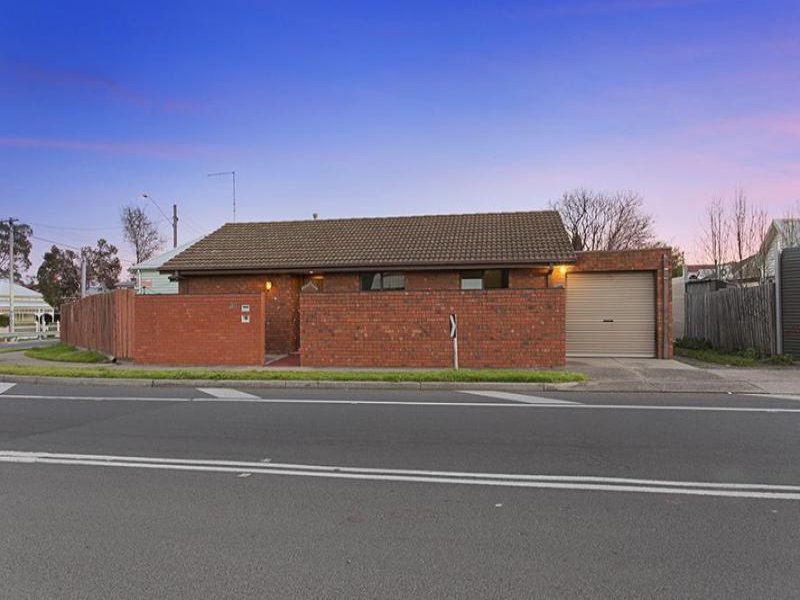30 Williamstown Road, Kingsville, Vic 3012 Property Details