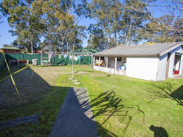 6 Naranghi Street, Busby, NSW 2168 Property Details
