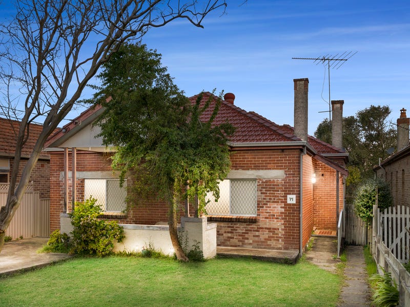 11 Caledonian Street, Bexley, NSW 2207