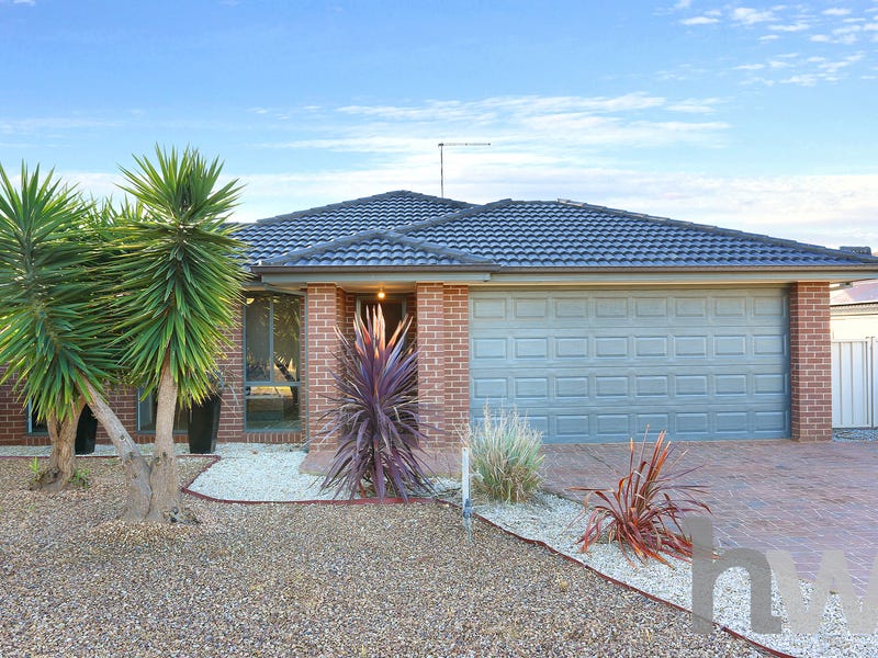 72 Albert Street, Darley, Vic 3340 Property Details