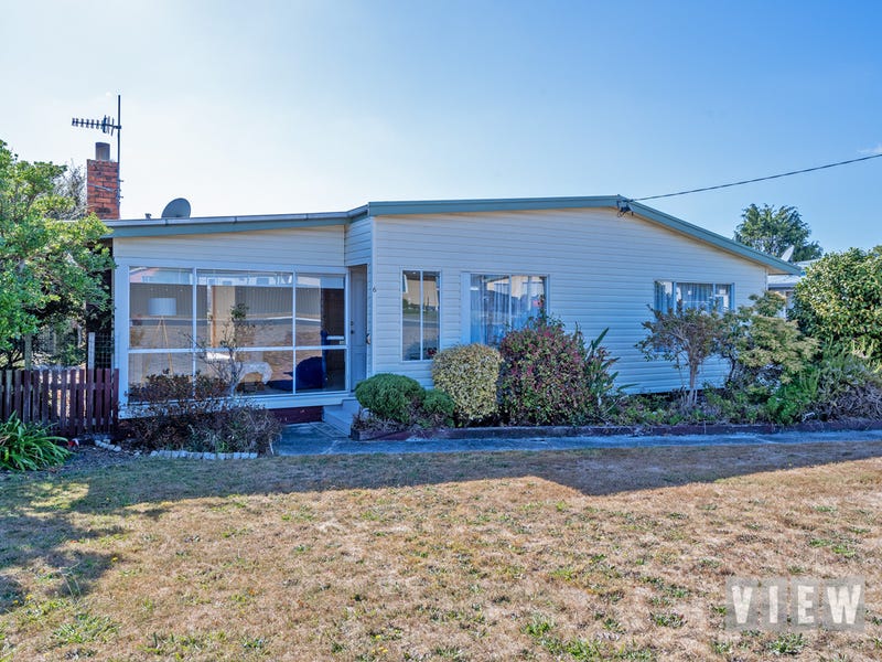 6 Rees Street, Wynyard, Tas 7325 House for Sale