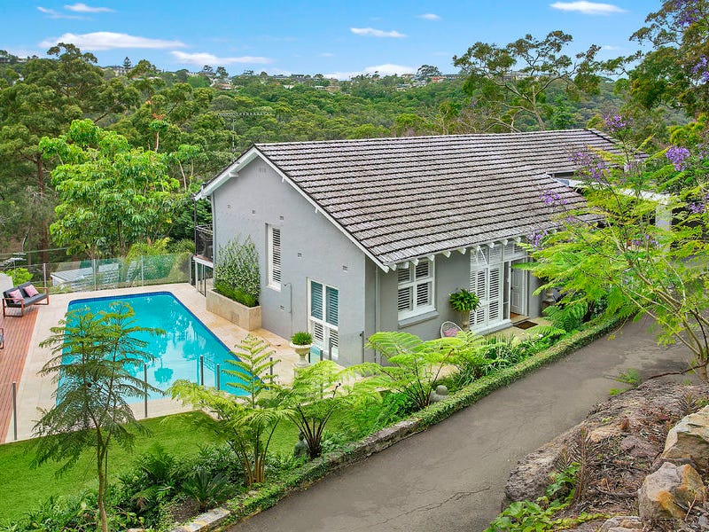17 Rembrandt Drive, Middle Cove, NSW 2068