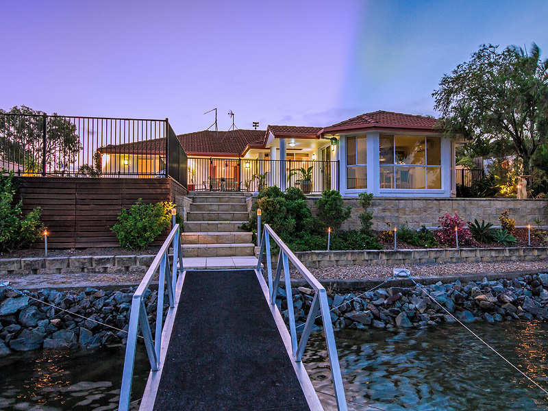 148 Monterey Keys Drive, Helensvale, Qld 4212 Property Details