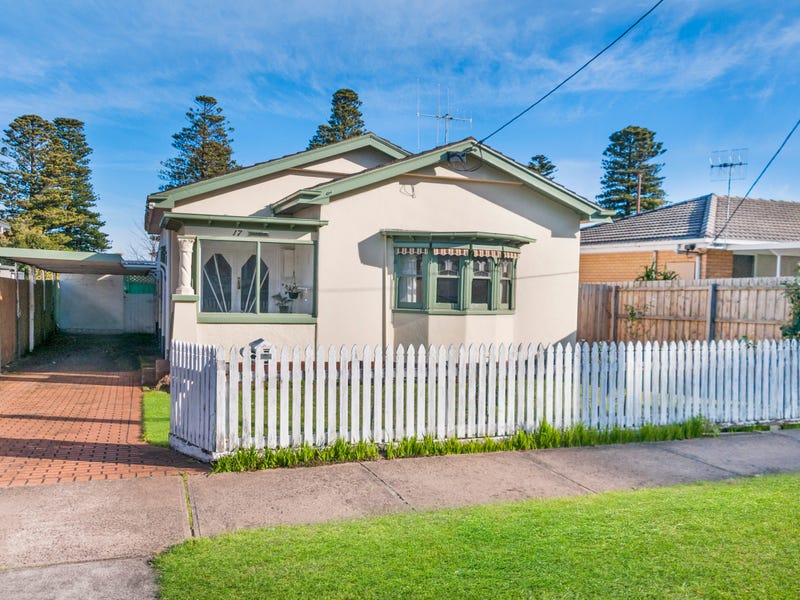 17 Ellerslie Grove, Warrnambool, Vic 3280 House for Sale realestate