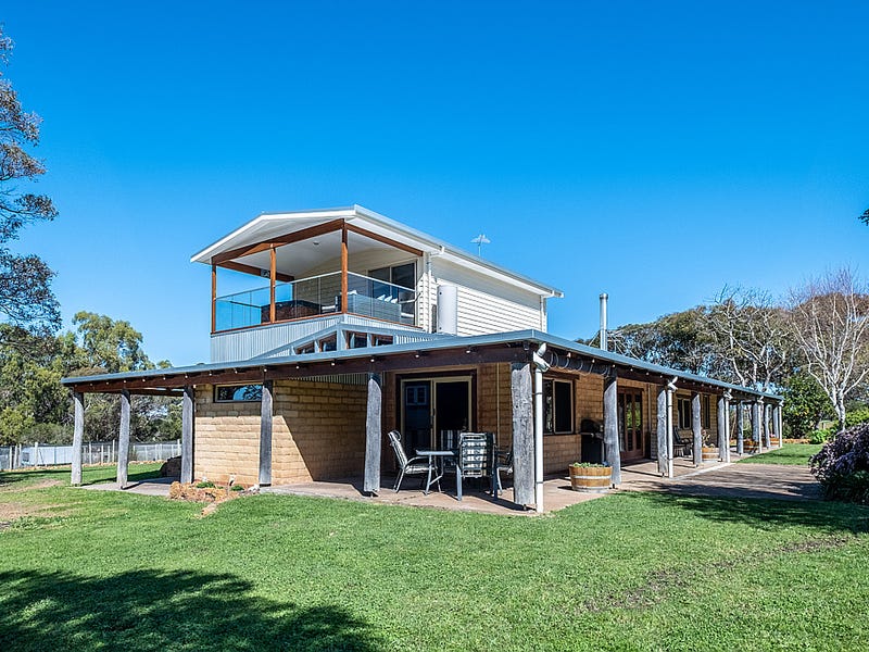 97 Treeton Road North, Cowaramup, WA 6284 Property Details