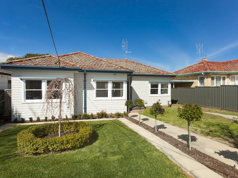 14 Bruce Street, Queanbeyan, NSW 2620 Property Details
