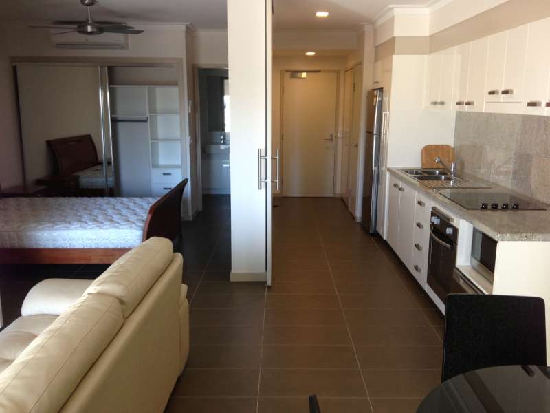 408/35 Gibbs Street, Southport, QLD 4215