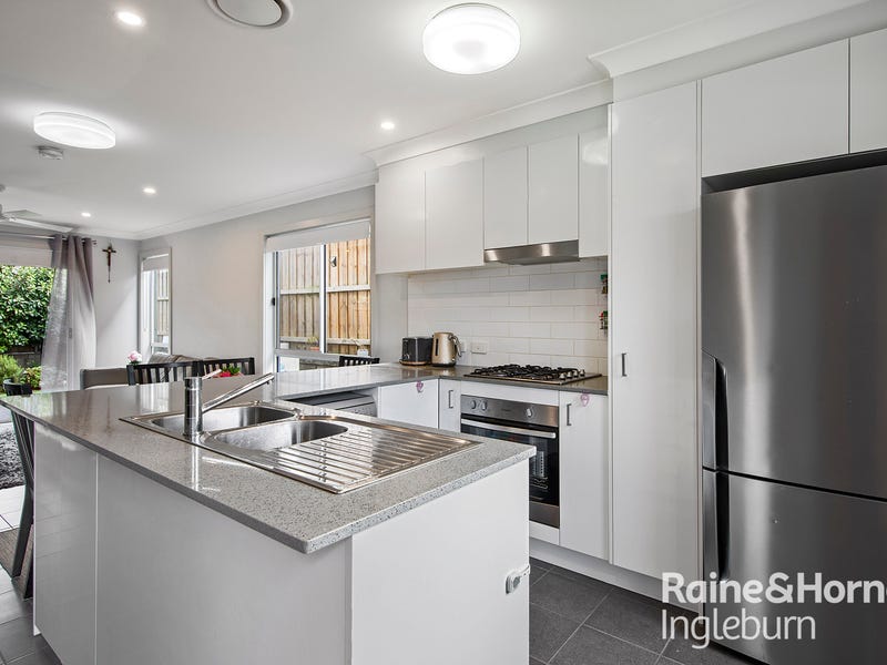 14 MELLISH PARADE, Glenfield, NSW 2167 Townhouse for Sale