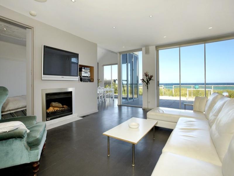 2 Sinclair Lane, Edithvale, VIC 3196