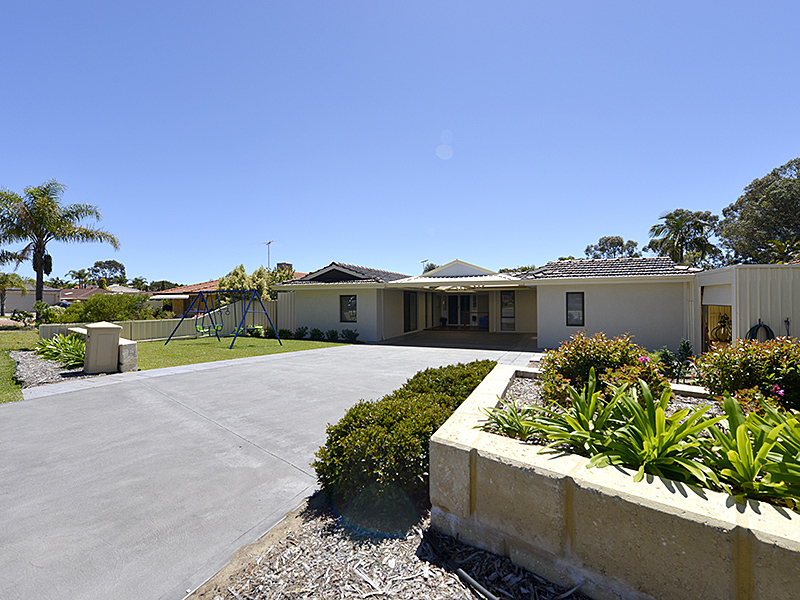 3 Durban Crescent, Kingsley, WA 6026 Property Details