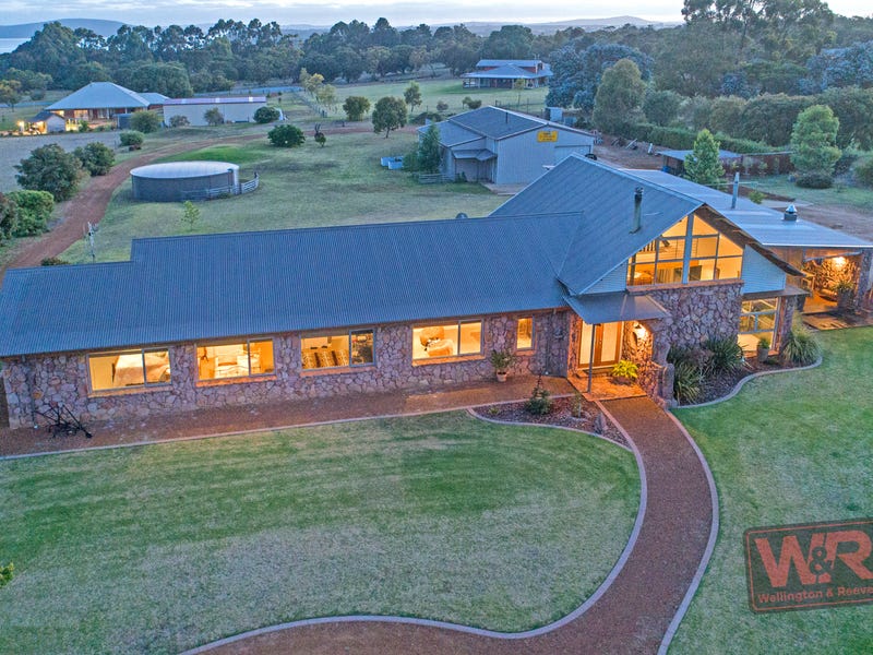 326 Bon Accord Road, Lower King, WA 6330