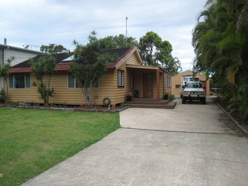 35 Broadsea Avenue, Maroochydore, QLD 4558