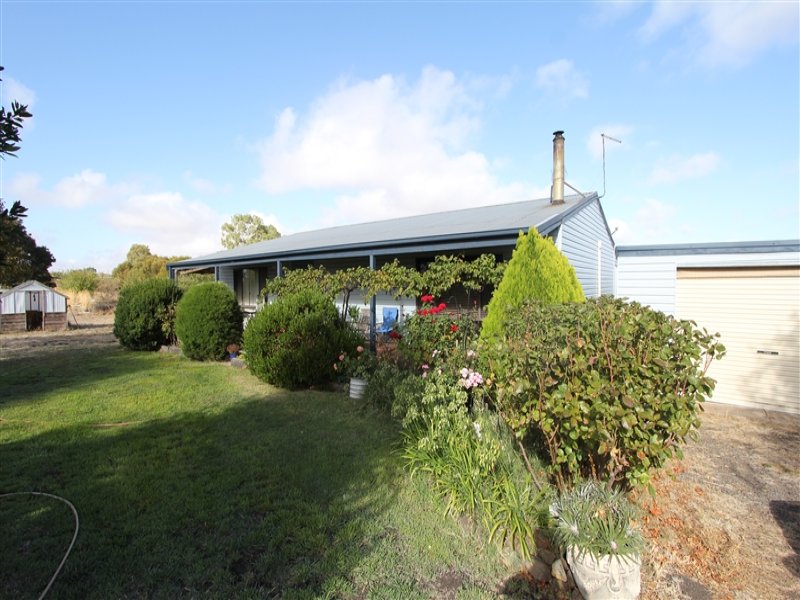 25 New North Court, Clunes, Vic 3370 Property Details