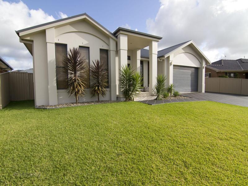 70 Petken Drive, Taree, NSW 2430 Property Details