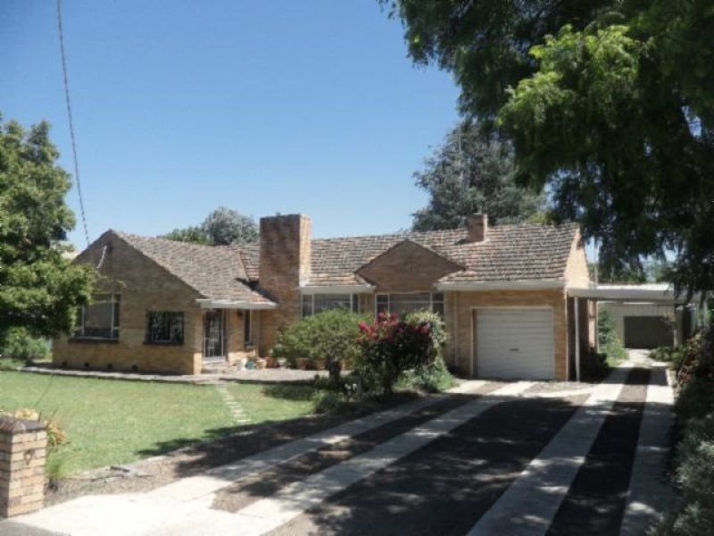 8 Bury Street, Euroa, VIC 3666