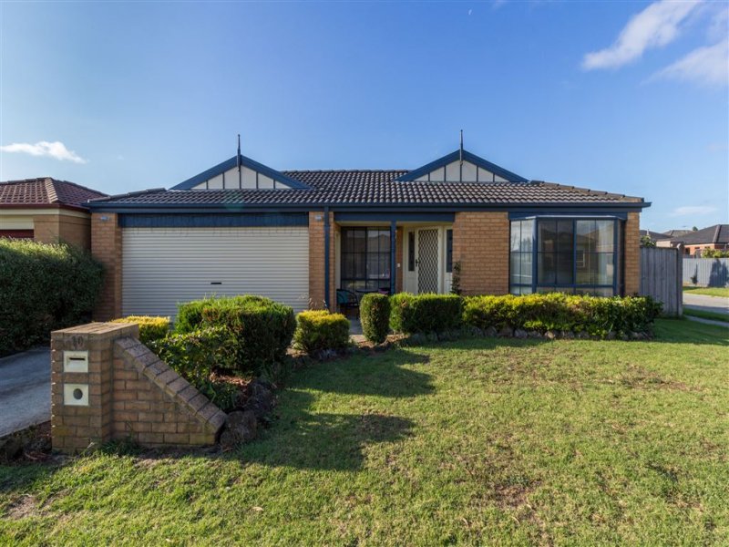 10 Cranberry Place, Cranbourne, VIC 3977 - realestate.com.au