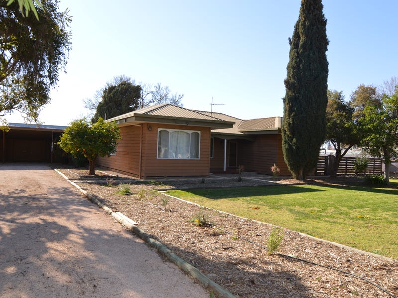 121 Koorlong Avenue, Nichols Point, Vic 3501