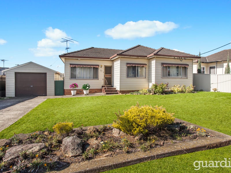 32 Stimson Street, Smithfield, NSW 2164 Property Details