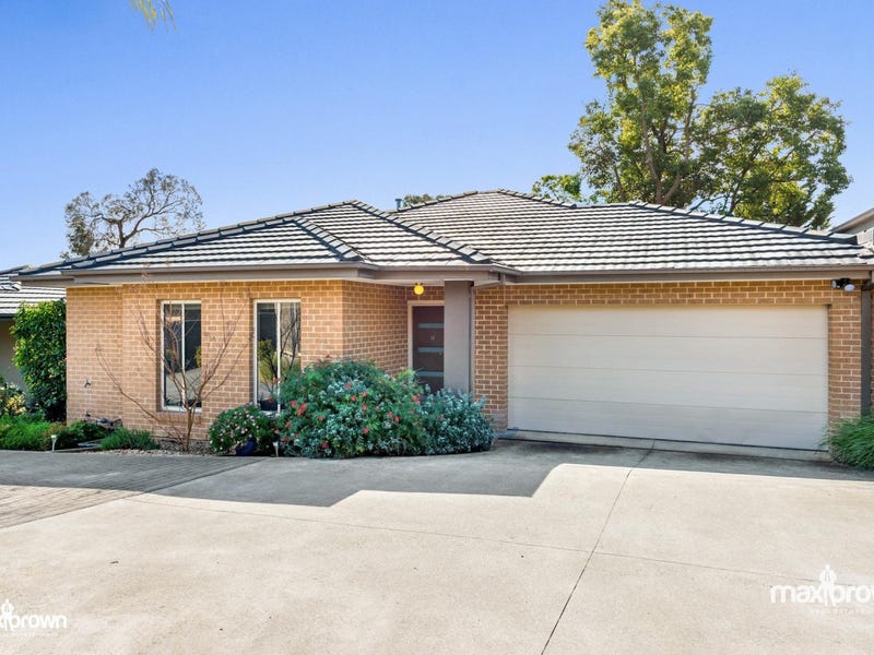 11 Autumn Way, Kilsyth, VIC 3137