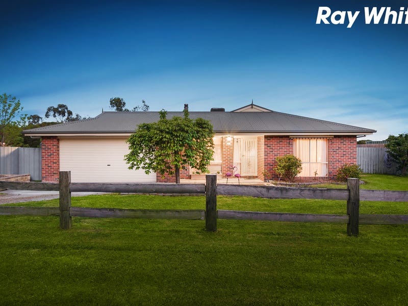 8 View Street, Tynong, Vic 3813 Property Details