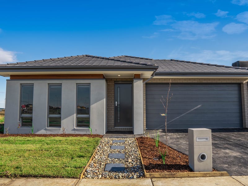 40 Spartan Avenue, Clyde North, VIC 3978 - realestate.com.au