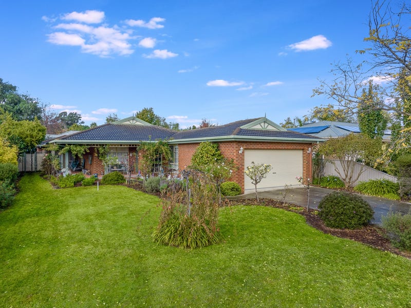 11 Centenary Drive, Kilmore, Vic 3764 House for Sale 11 Centenary Drive, Kilmore, Vic 3764 House for Sale