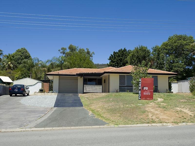 81 Connell Avenue, Kelmscott, WA 6111 Property Details