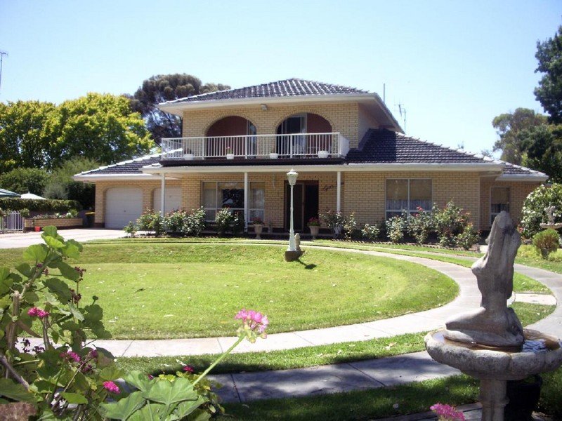 14 Naracoorte Road, Bordertown, SA 5268 Property Details