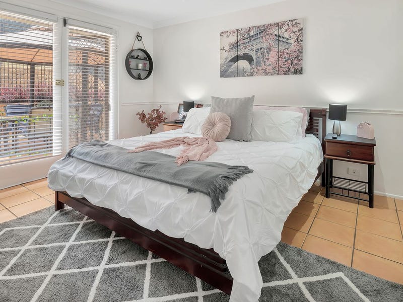 21 Patura Drive, Ashmore, QLD 4214