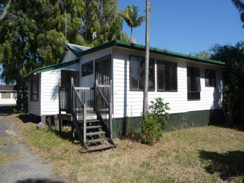 93 Musgrave Avenue, Labrador, QLD 4215