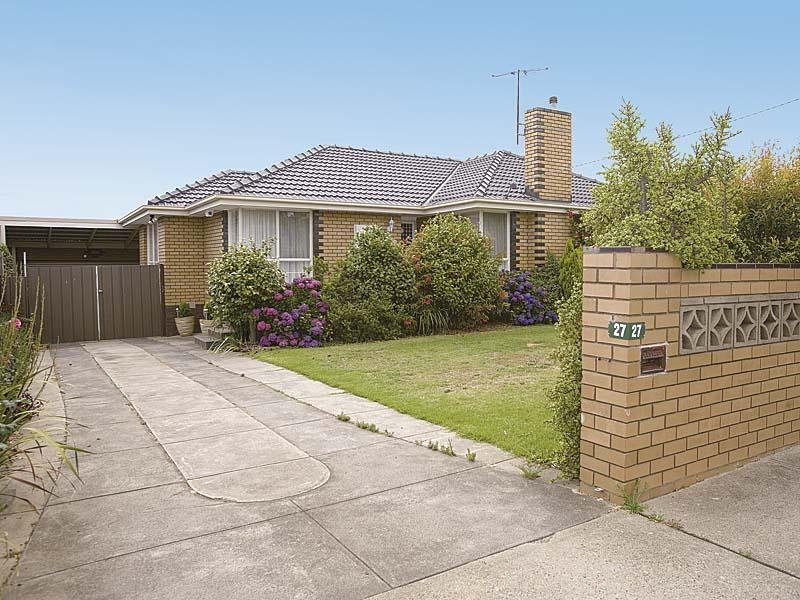27 Tracey Street, Reservoir, VIC 3073