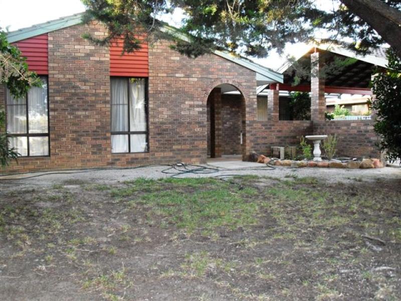 8 Cowan Way, Merredin, WA 6415 Property Details