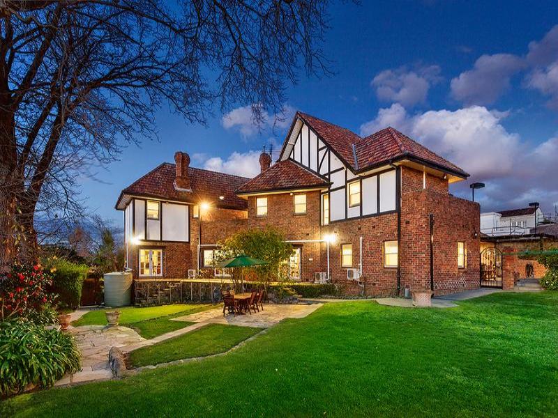 73 St Road, Toorak, Vic 3142 Property Details