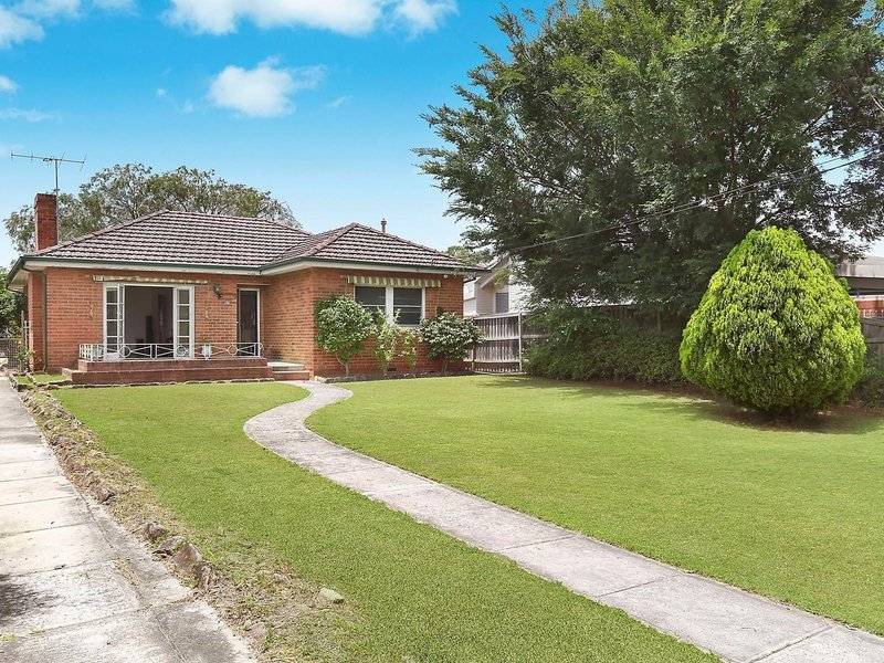 82 Stuart Street, Blakehurst, NSW 2221 Property Details