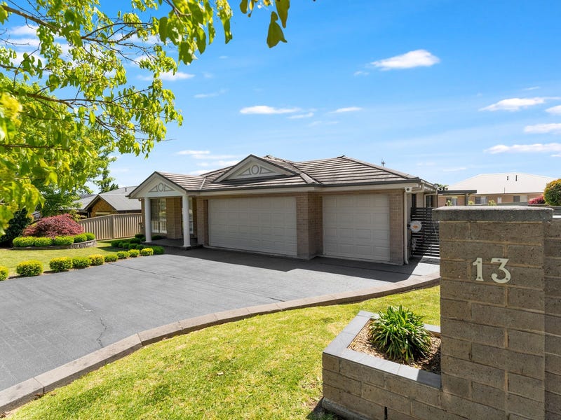 13 Munjowee Circle, Lithgow, NSW 2790 House for Sale