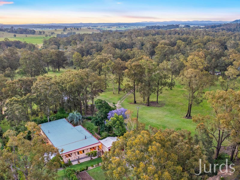 215 Mcmullins Road, Branxton, NSW 2335