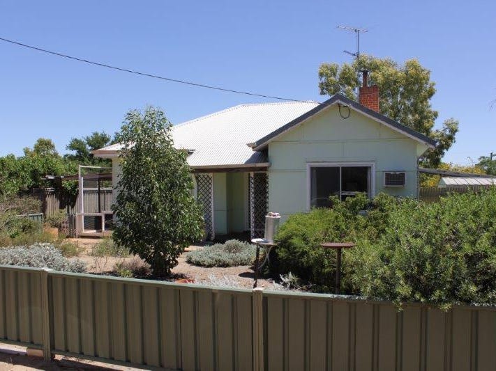 9 James Street, Kellerberrin, WA 6410 Property Details