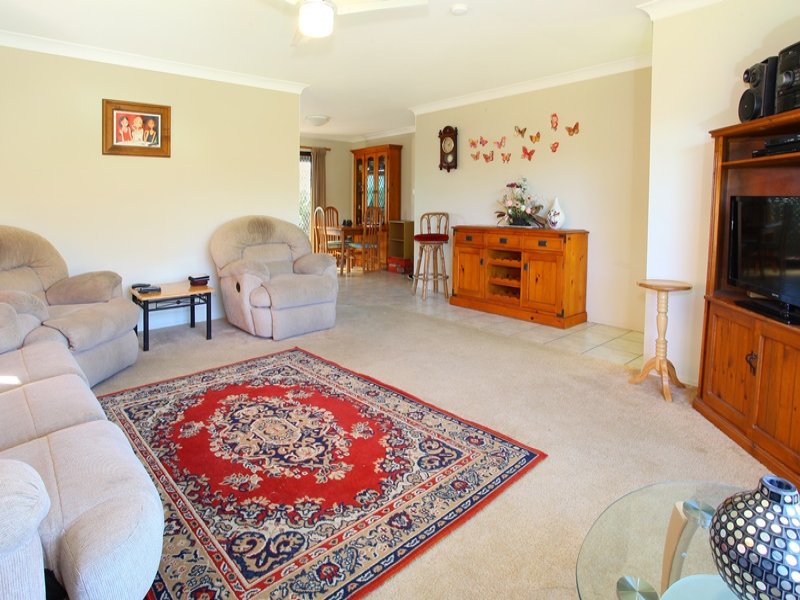 43 Maralinga Drive, Ashmore, QLD 4214