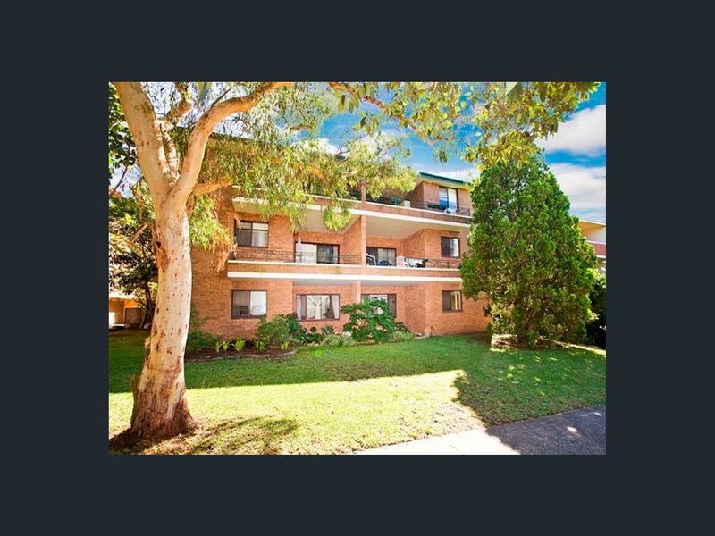 2 2c Wycombe Avenue Monterey Nsw 2217