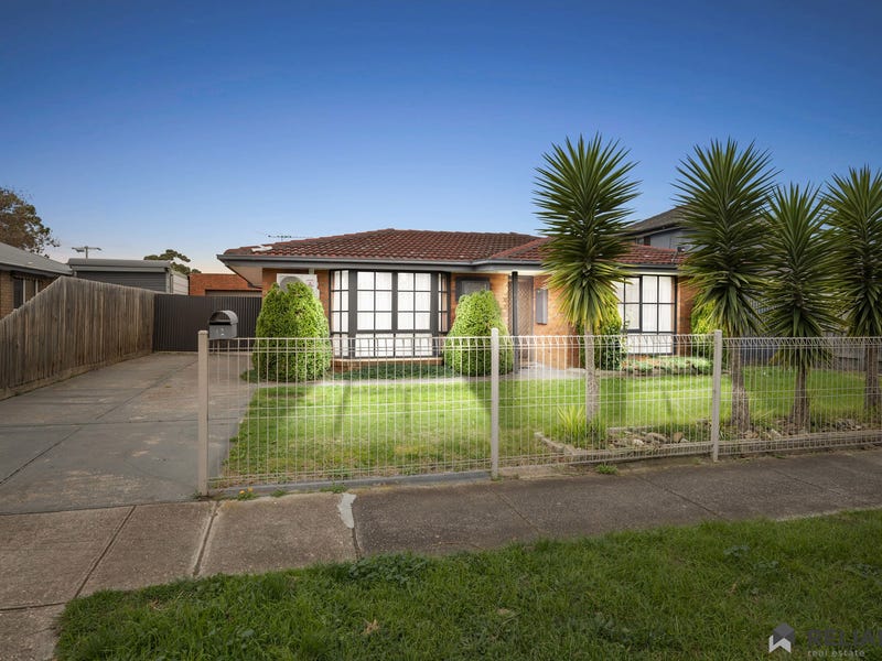 42 Barries Road, Melton, Vic 3337 House for Sale