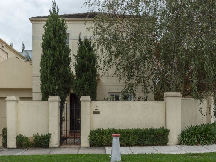 26 Hawthorn Road, Caulfield North, VIC 3161