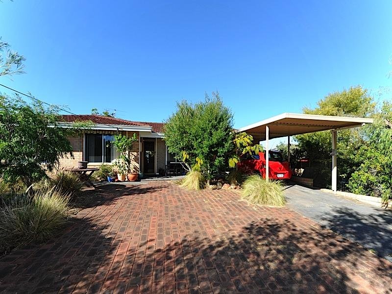 22 Pass Crescent, Beaconsfield, WA 6162 Property Details