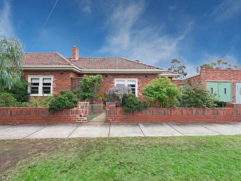 8/143 Napier Street, Essendon, VIC 3040