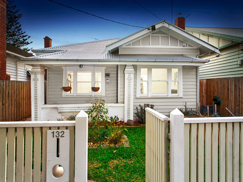 132 Coronation Street, Kingsville, Vic 3012 Property Details